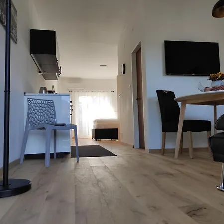 Hagen Apartment